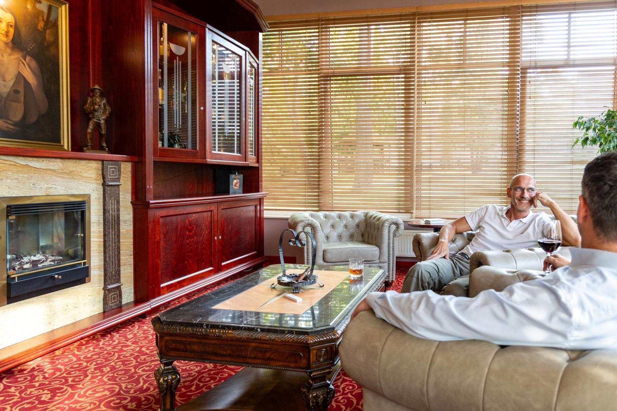 Ostseehotel Villen Im Park - Ein Rovell Hotel เฮริงสดอร์ฟ ภายนอก รูปภาพ