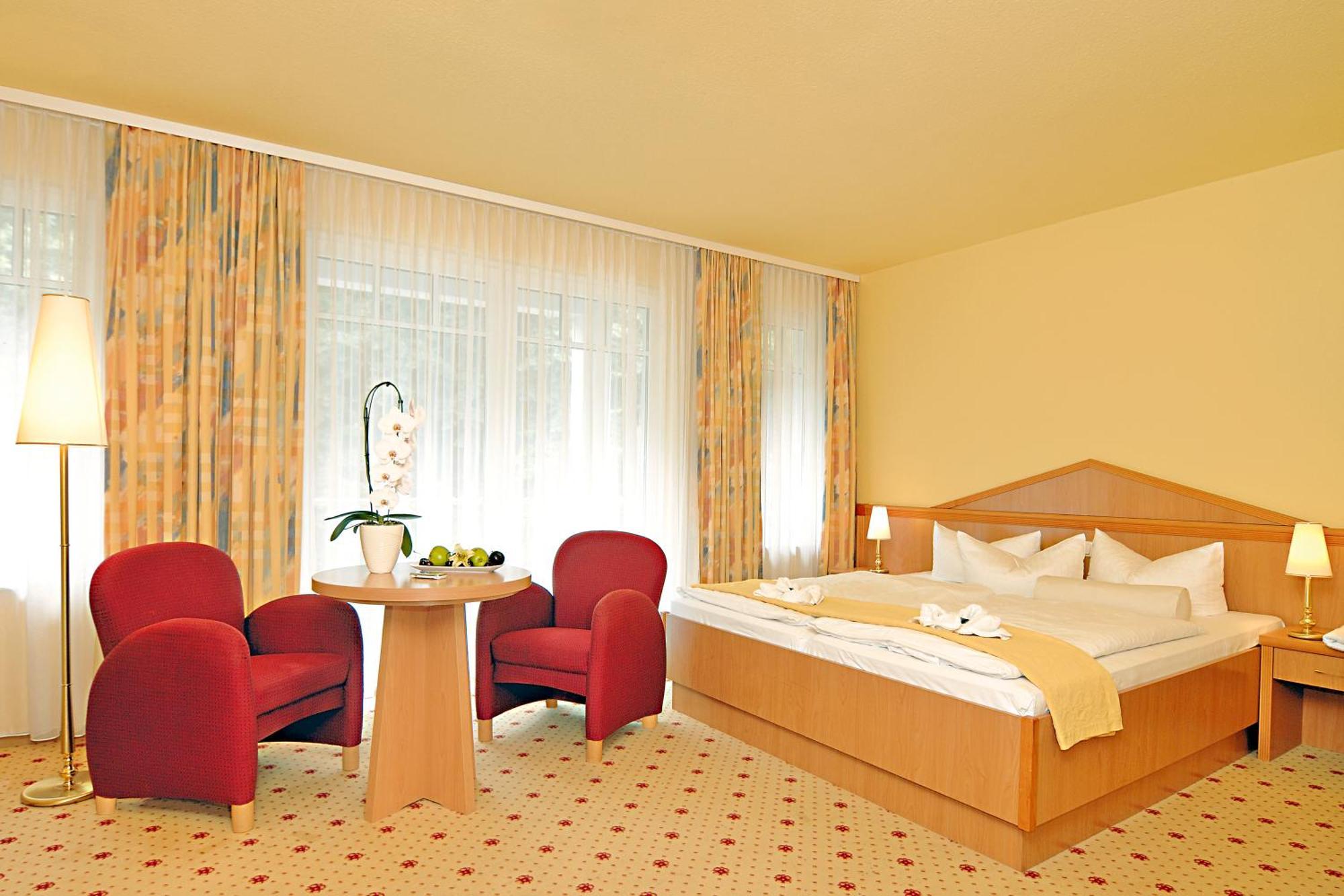 Ostseehotel Villen Im Park - Ein Rovell Hotel เฮริงสดอร์ฟ ภายนอก รูปภาพ