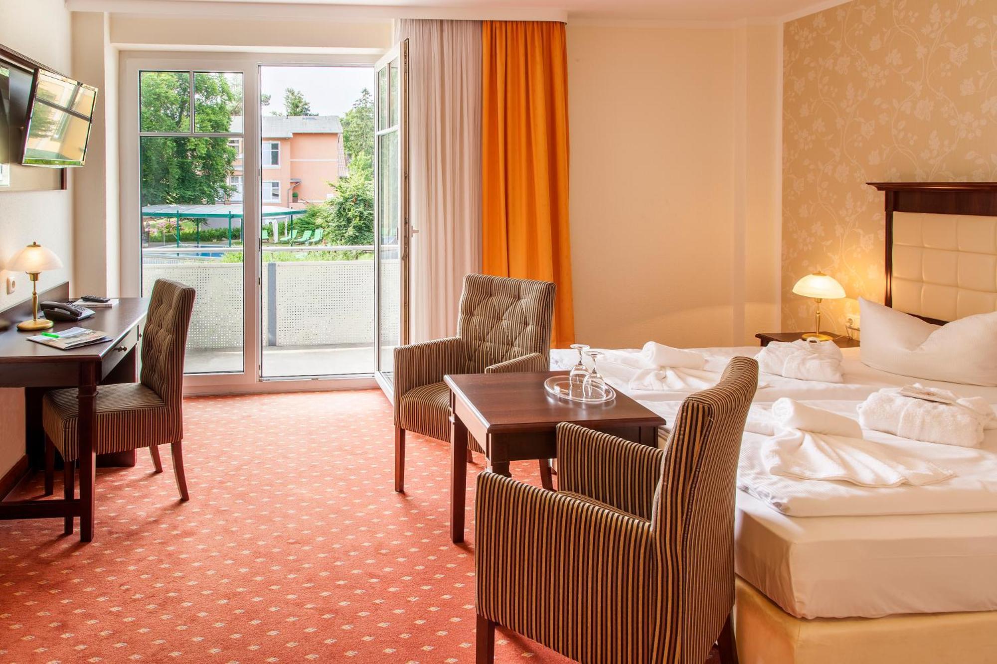 Ostseehotel Villen Im Park - Ein Rovell Hotel เฮริงสดอร์ฟ ภายนอก รูปภาพ