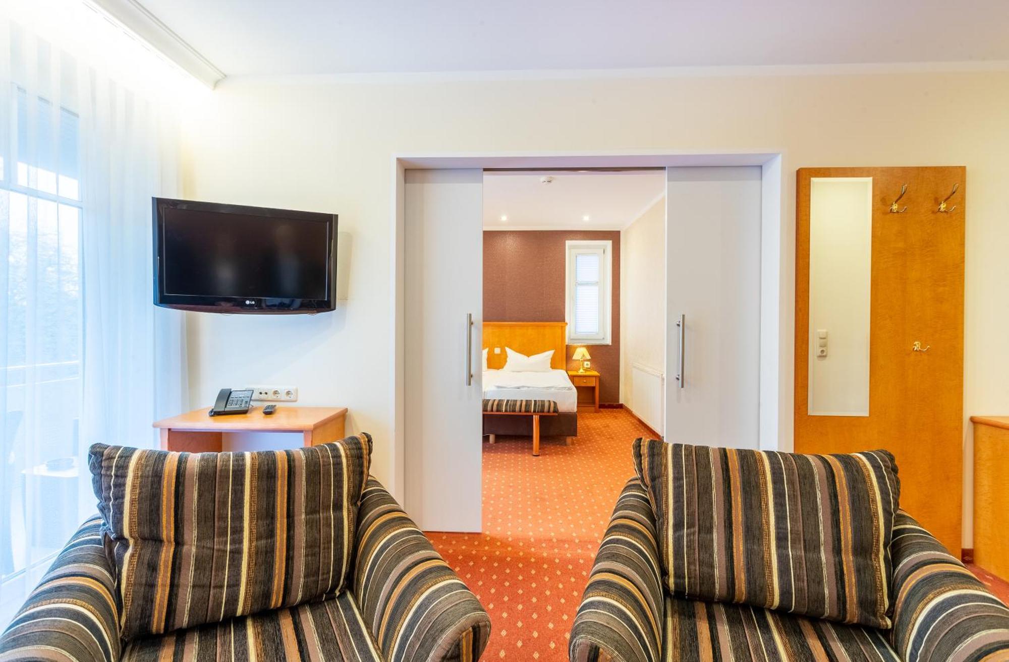 Ostseehotel Villen Im Park - Ein Rovell Hotel เฮริงสดอร์ฟ ภายนอก รูปภาพ