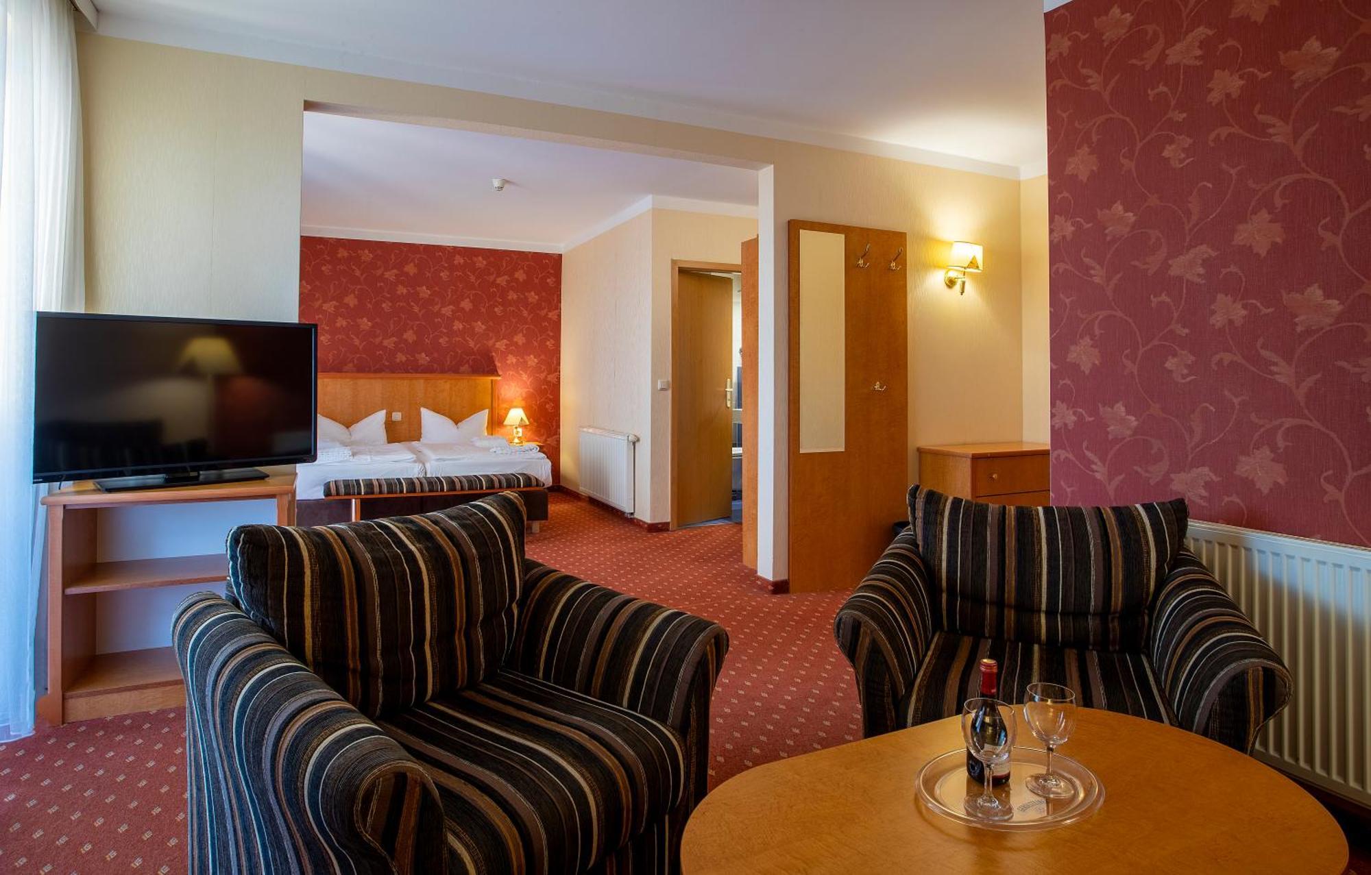 Ostseehotel Villen Im Park - Ein Rovell Hotel เฮริงสดอร์ฟ ภายนอก รูปภาพ