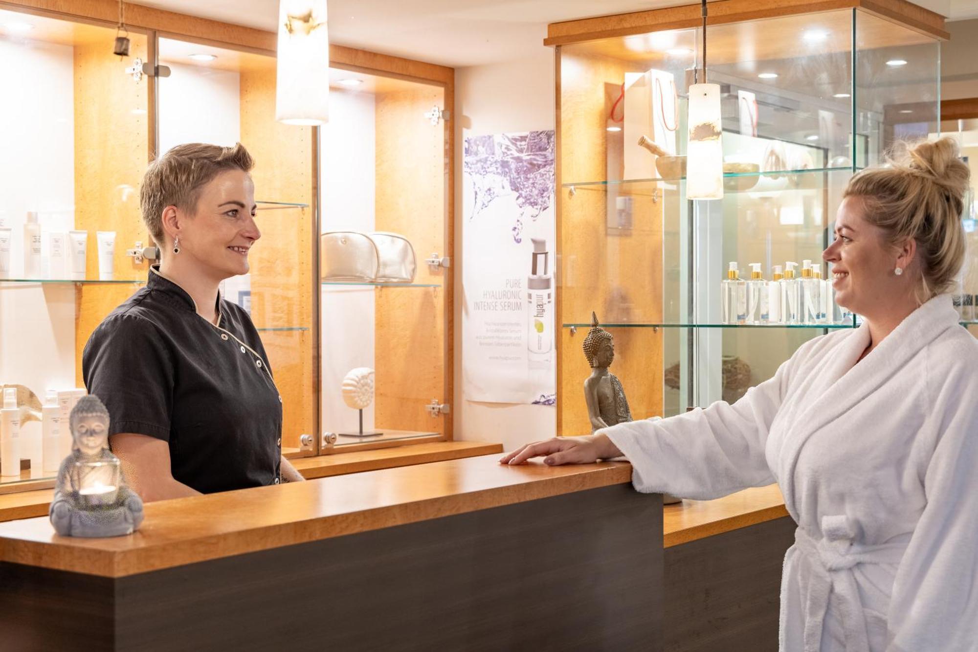 Ostseehotel Villen Im Park - Ein Rovell Hotel เฮริงสดอร์ฟ ภายนอก รูปภาพ