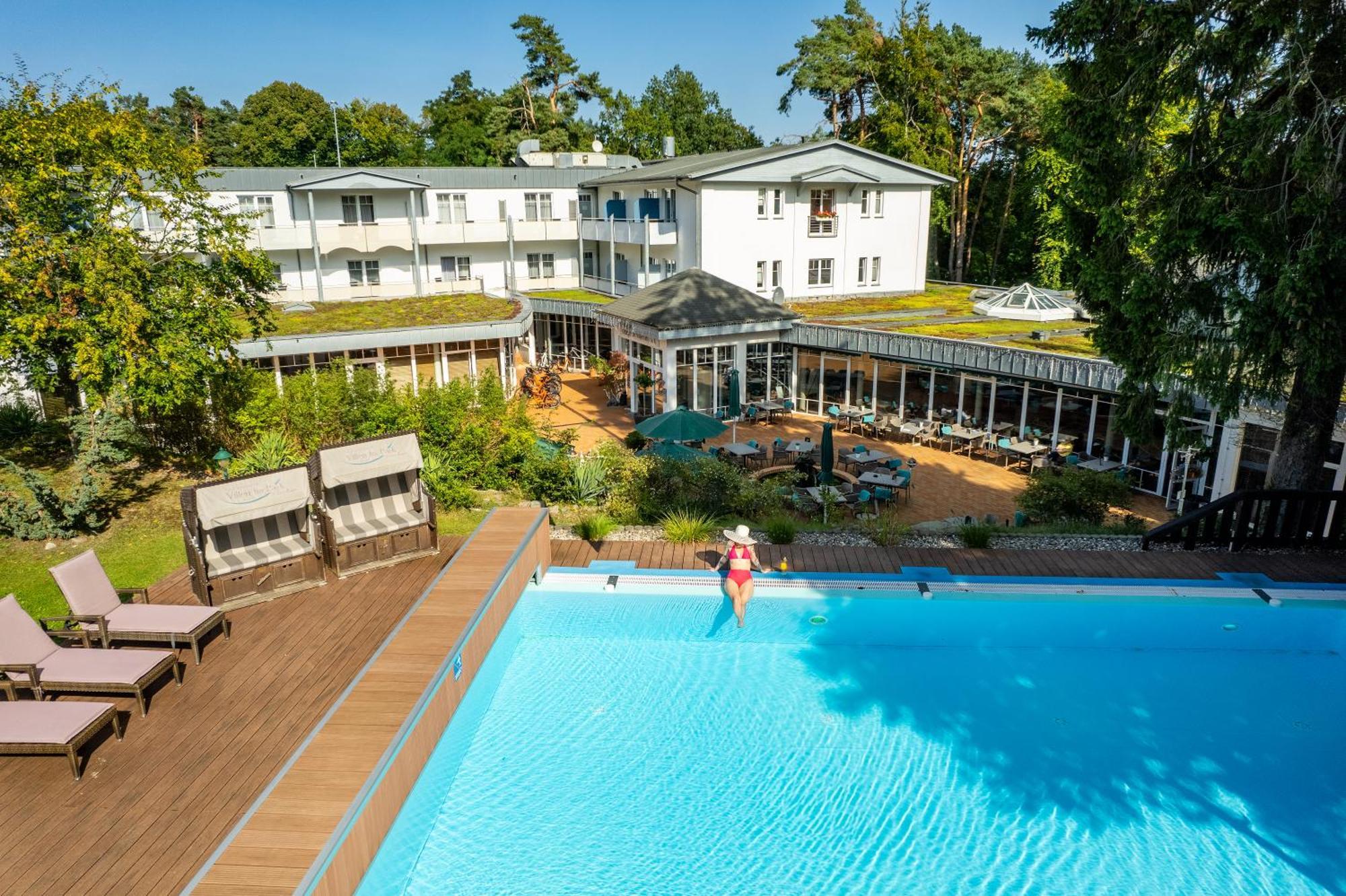 Ostseehotel Villen Im Park - Ein Rovell Hotel เฮริงสดอร์ฟ ภายนอก รูปภาพ