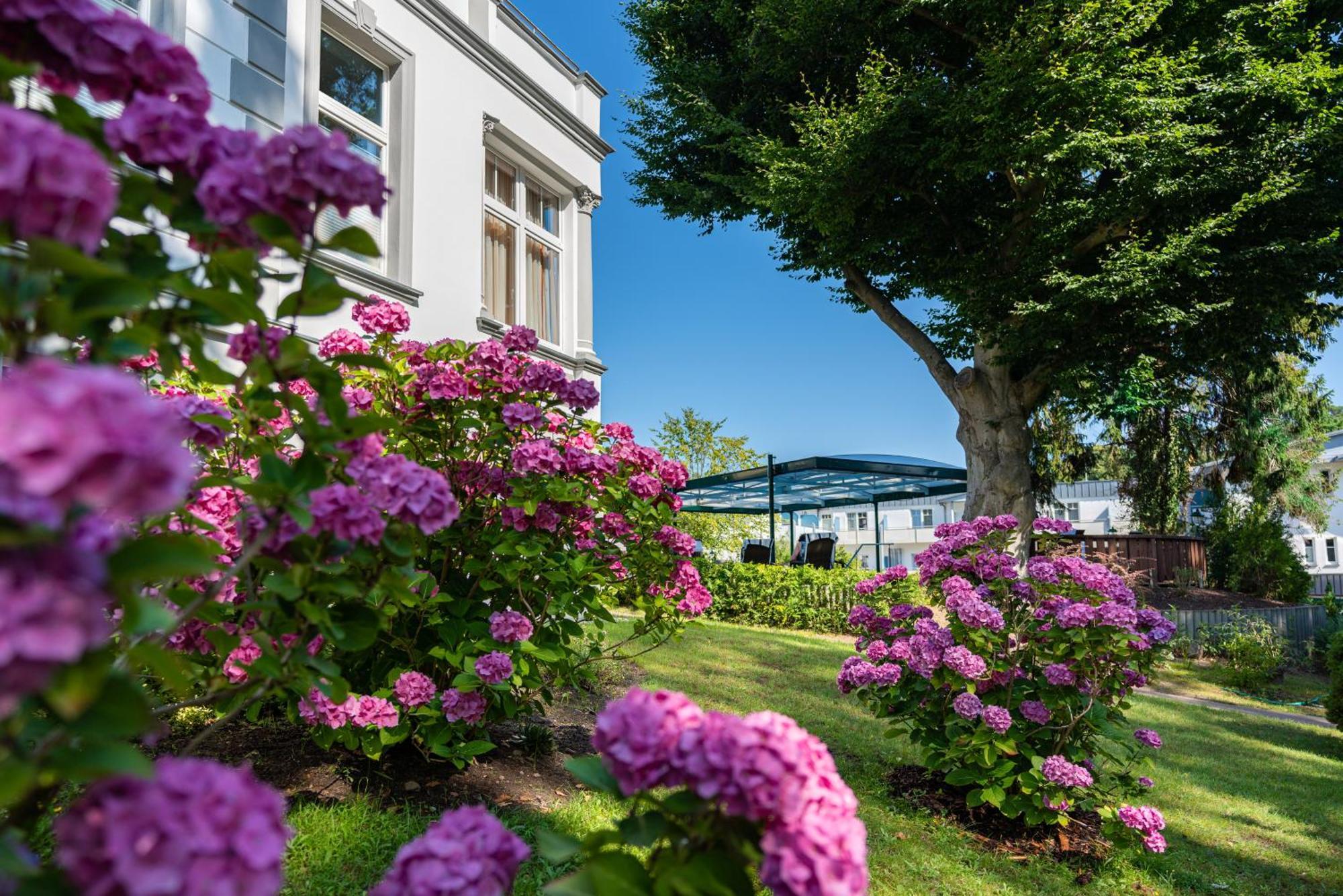 Ostseehotel Villen Im Park - Ein Rovell Hotel เฮริงสดอร์ฟ ภายนอก รูปภาพ